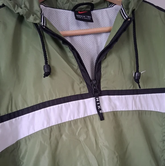 Nike Green Rain Windbreaker Jacket - Picture 2 of 5